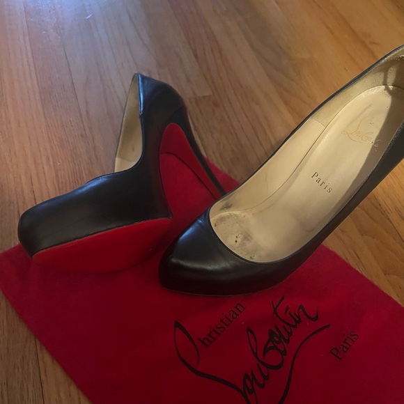 Rolando Christian Louboutin Pump